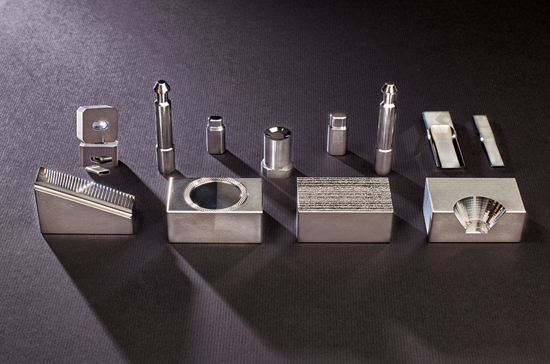 tool-steel-mirror-polish-01